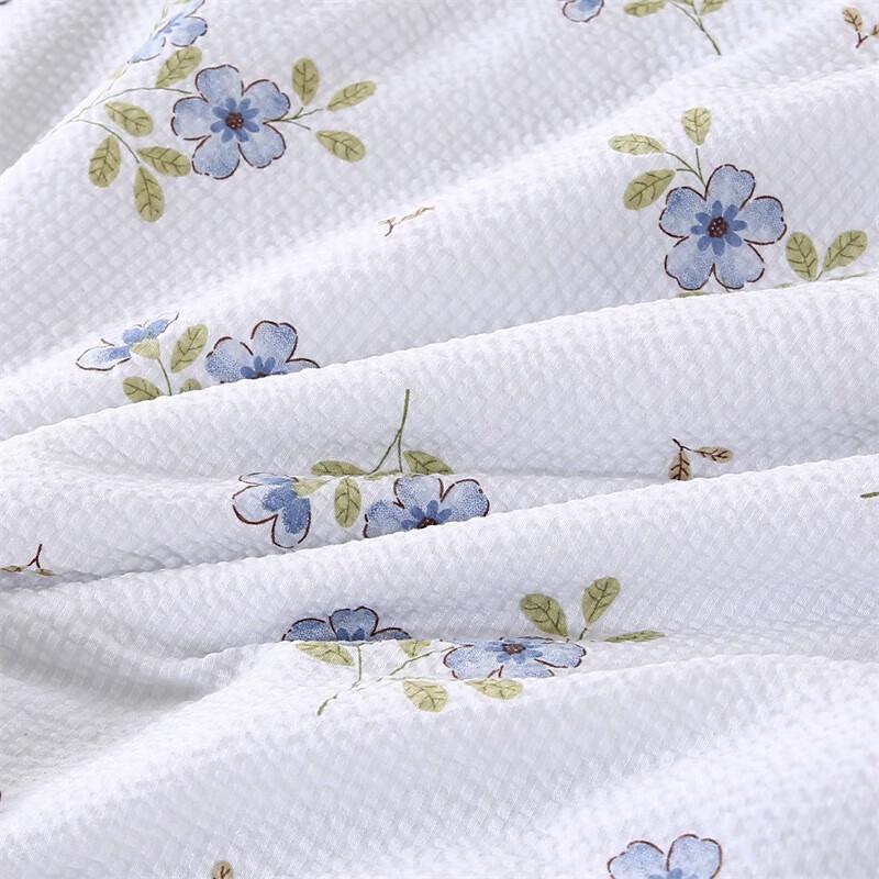 Youmengjiaju All-Season Seersucker Fiber Quilt