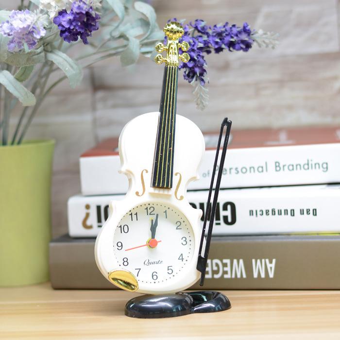 Creative violin clock Exquisite gift clock Children's bedroom alarm clock