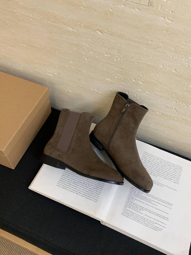 2025 New Autumn and Winter Soft-soled Rear Zipper Niche Low Tube Martin Fashion Women's Short Boots Suede Chelsea Boots