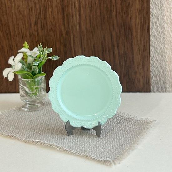 3 Pcs 1/6 1/12 Scale Miniature Dish Plates Alloy Dollhouse Kitchen Accessories Vintage Tiny Tableware for DIY Crafts Pretend Play