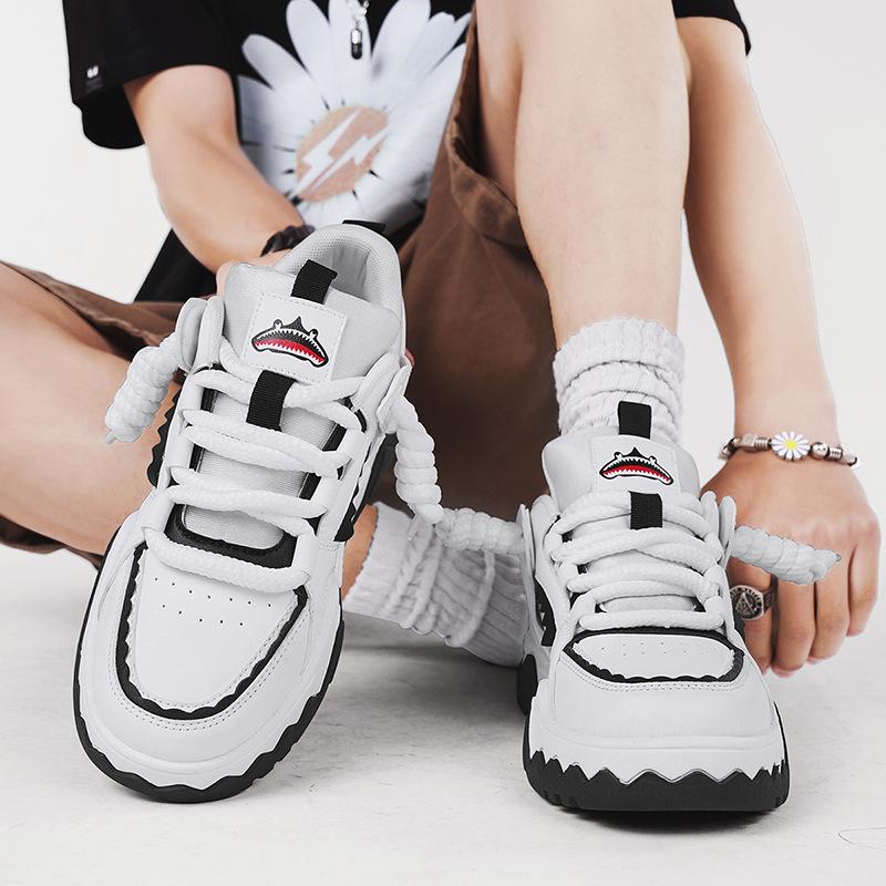 Spring and Autumn Classic New Men's Shoes Thick Soled Tall Fashion Casual Skateboarding Shoes Youth Student Sports Running Shoes