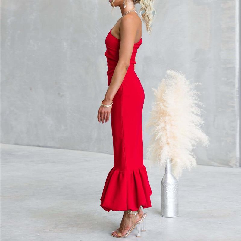 Spring new, fashionable and elegant solid color diagonal neck sleeveless fishtail dress