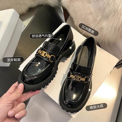 2024 New Platform Small Leather Shoes Round Head Gold Buckle Loafers Women's British Style Retro Small Leather Shoes Women