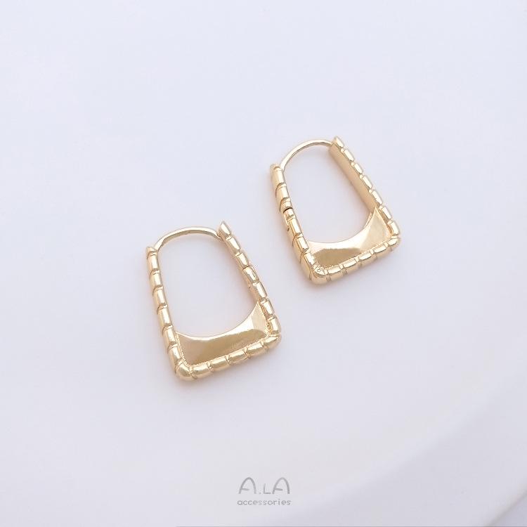 Elegante Ohrringe mit 14 Karat Goldfüllung: Quadratisch, Tropfenförmig, Rund, Gedreht, Handtaschen-Ohrklemmen - Leichter Luxus für Frauen