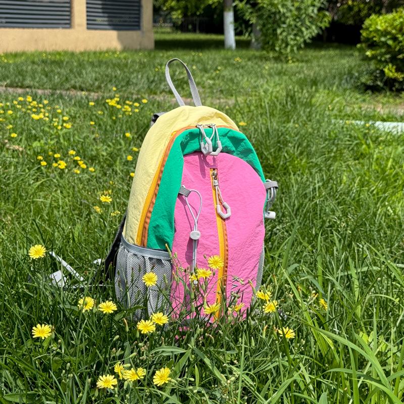Schoolbag new outdoor color contrast sports mountaineering bag high value travel backpack large capacity fashion simple color contrast backpack