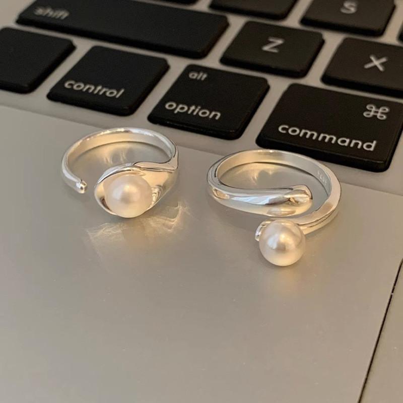 Elegant Adjustable Pearl Cluster Ring For Women With Geometric Design Perfect For Fashionable Summer 2023