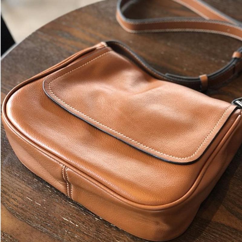 Jednoduchá dámská kabelka z pravé kůže Volný čas Univerzální přírodní pravá hovězí kůže Jednobarevné kabelky přes rameno a crossbody