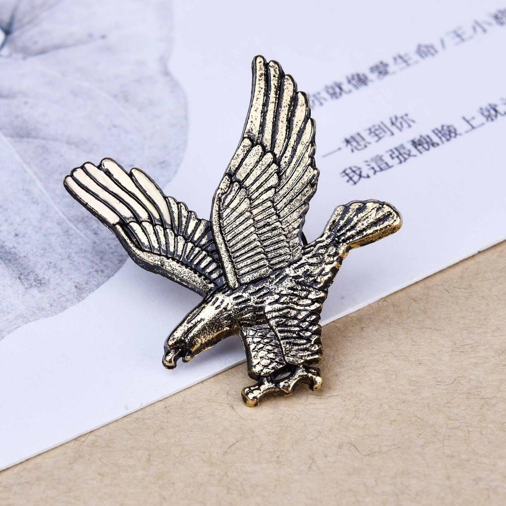 Personalisierte mit Diamanten besetzte Metallbrosche Kragenstift Kollektion, High-End Anti-Licht Blume Schmetterling Krone Brosche