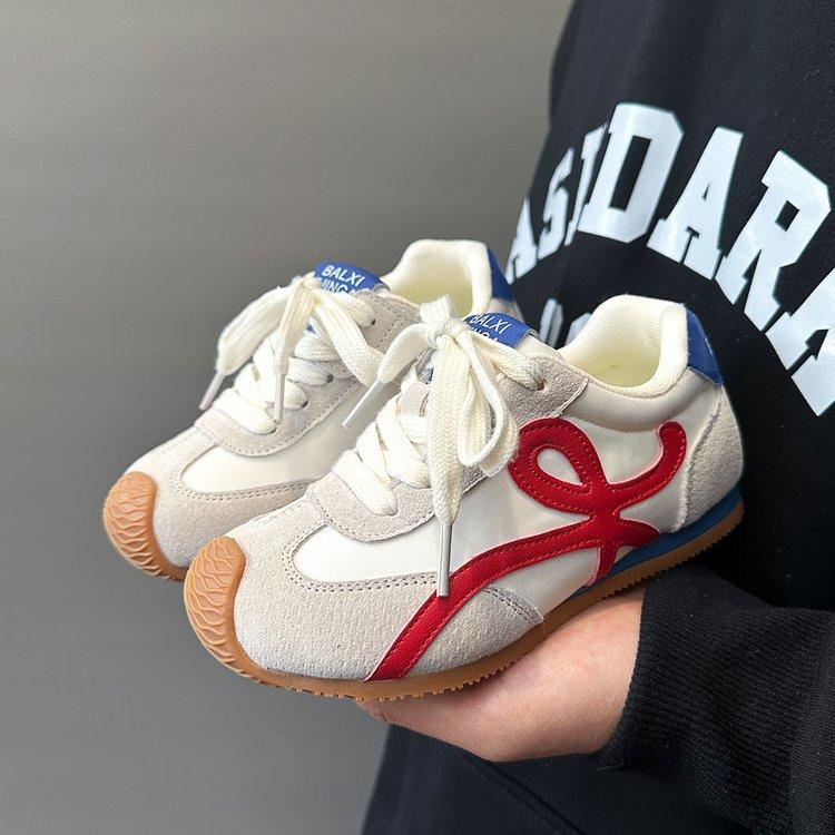 

Classmate 2025 spring and summer children s net shoes sports shoes Korean version of boys and girls lightweight breathable casual moral training shoes 37 yards inner length 23cm красный
