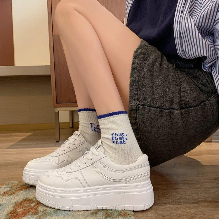 

Pretty concubine Fei thick-soled little white girls spring and summer new versatile heightening board shoes round head shoes children 35 білий