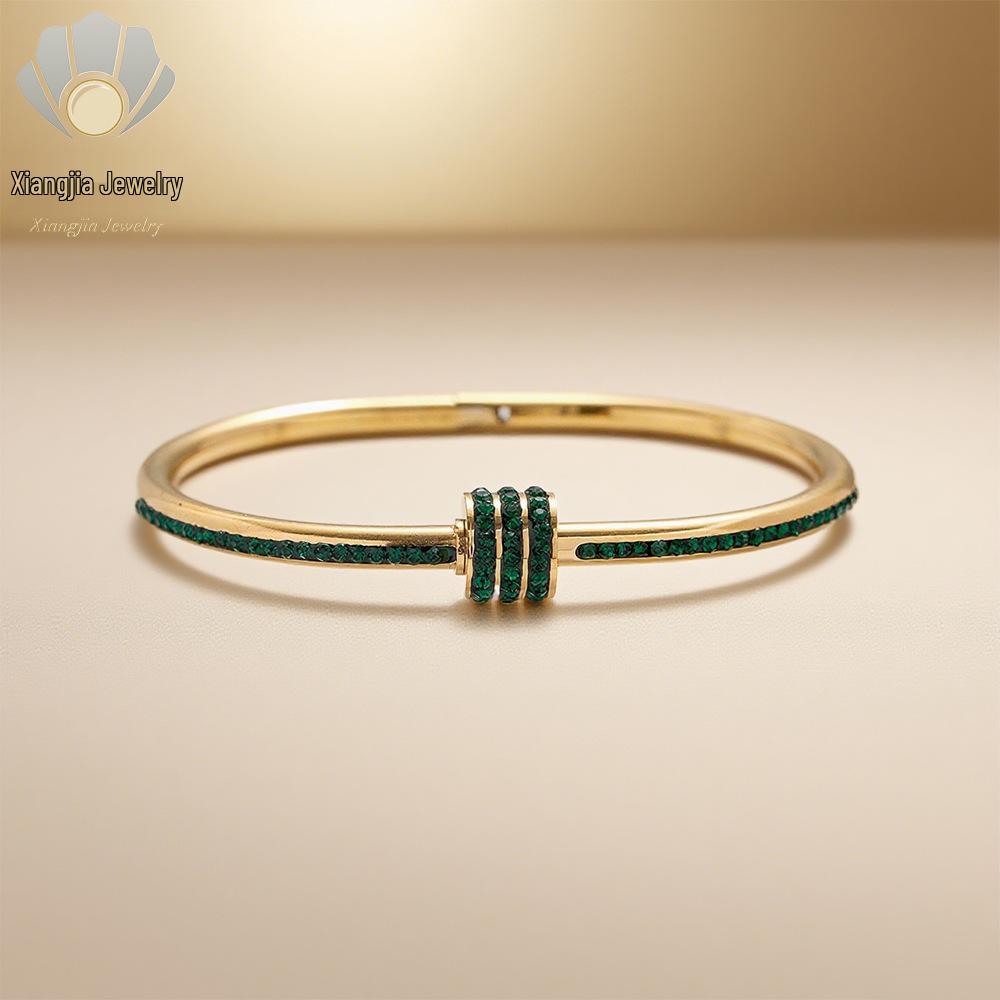 18k Gold Diamond-Studded Titanium Bracelet - Elegant Skylight Star Design