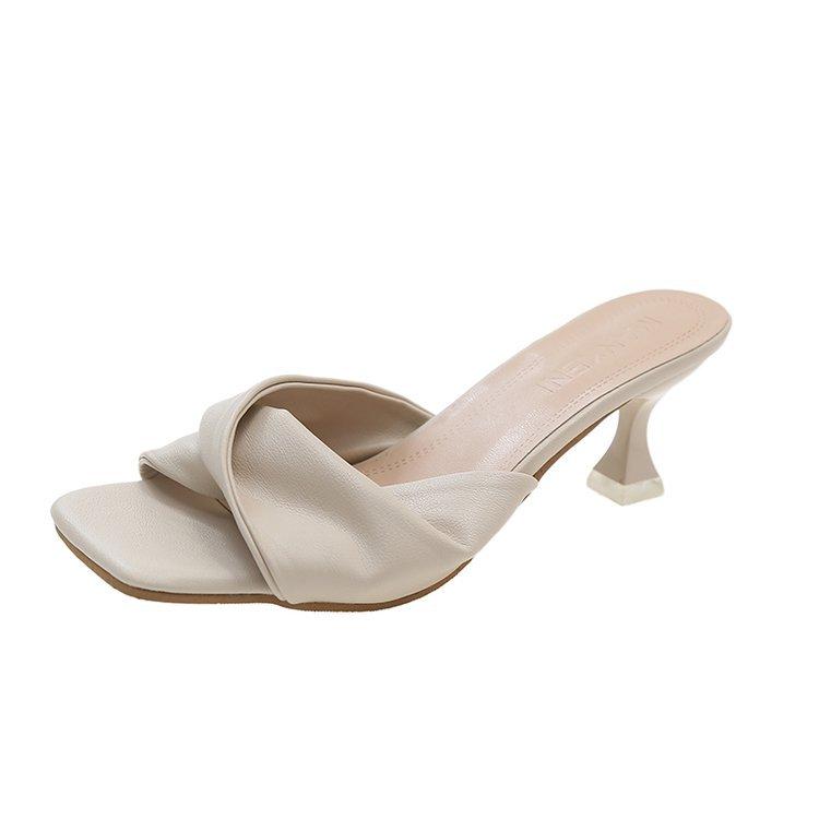 

Size 35-43, large size women s shoes 41 fat feet open-toed thin heels cool slippers women s summer Korean version fashion high heels 42 43