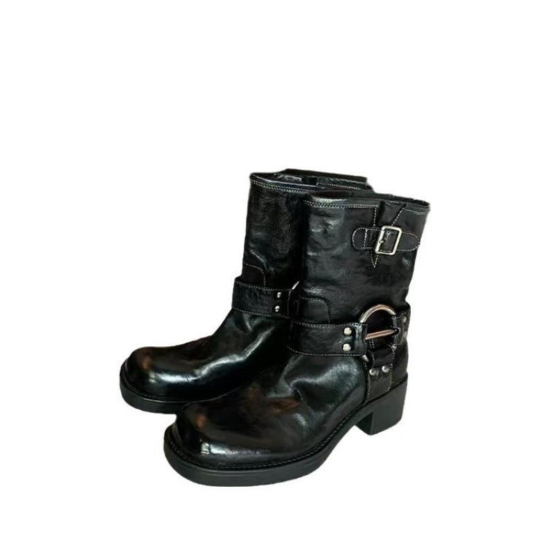 Cowhide version of punk sweetheart~ metal buckle round head retro locomotive thick heel western leather short boots women's autumn and winter