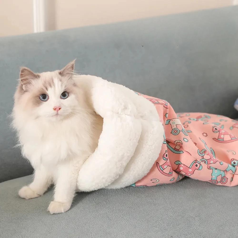 Geschlossener Schlafsack Katzennest im Winter Pastinake Warmer Tunnel Gefühl der Sicherheit Kann zerlegt und gewaschen werden Kätzchen Schlafsack
