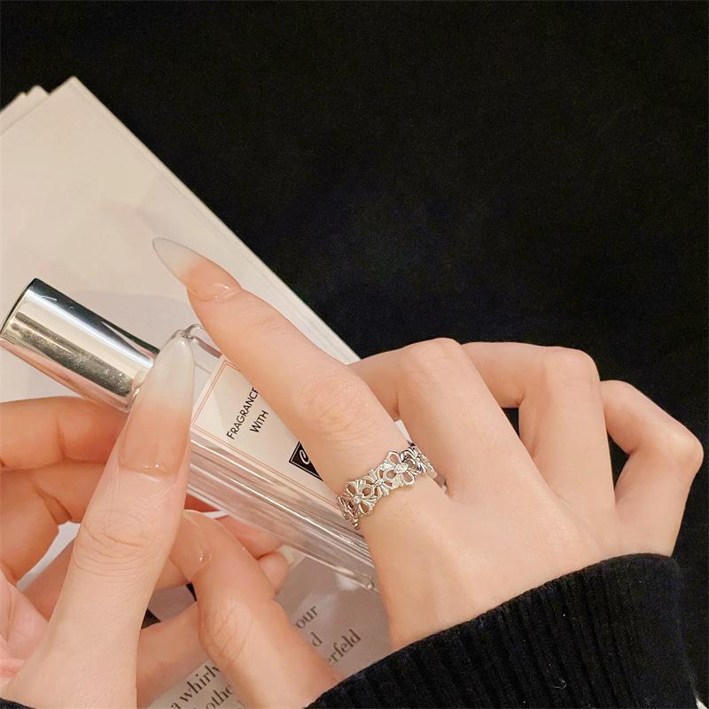 Sweet Hollow Flower Diamond Opening Ring Fashion Personality Temperament High Sense Niche Simple Adjustable Ring
