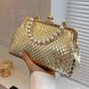 Luxury Designer Women White Shoulder Bags Gold Silver Crossbody Bags Pearl Evening Clutch Chain Shell Clip Party Handbags