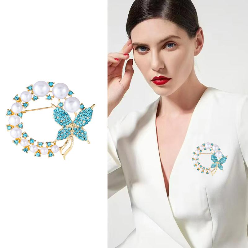 Creative  Flower Brooch Versatile Scarf Buckle Anti-Exposure Buckle  Corsage Brooch Women'S Accessories