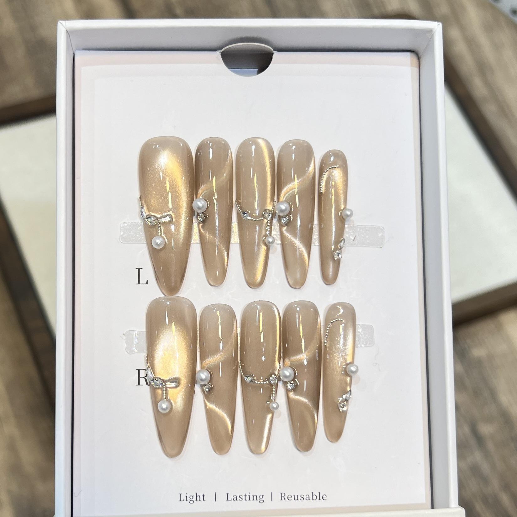 

Тонкие наклейки для ногтей Thin Dog Luxe Cat Eye с жемчугом и цирконом Large