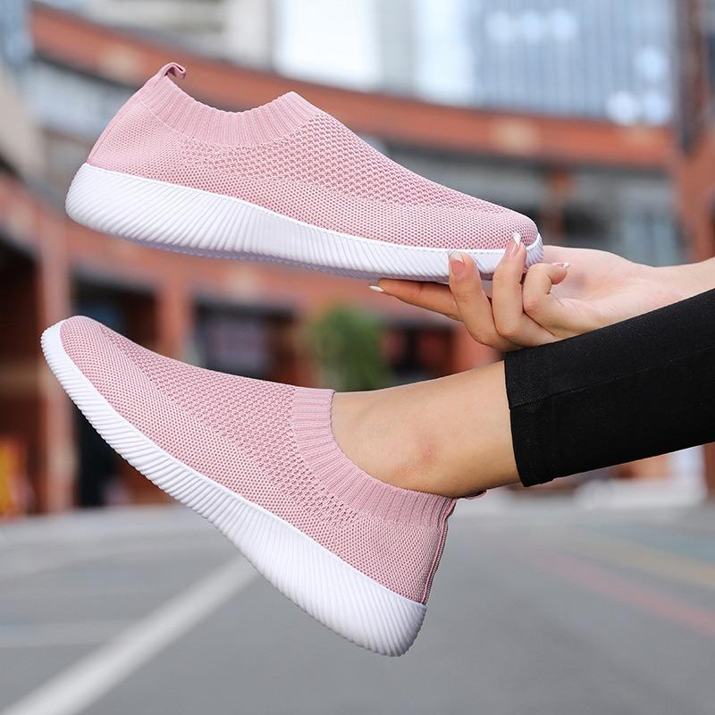 Women's Shoes Flying Shoes Flat Bottom Light Foot Cover Sports Style Low Top Casual Shoes Wear-resistant Outdoor Light Women's Shoes