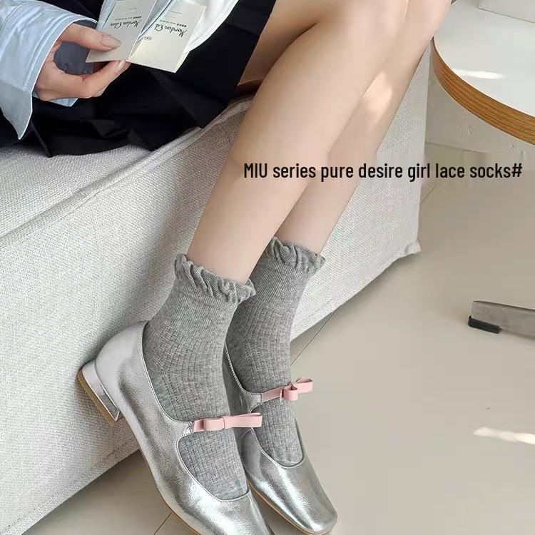 

2025 Spring/Summer Korean-Style Trendy Solid Color Lace Women s Mid-Calf Socks белый