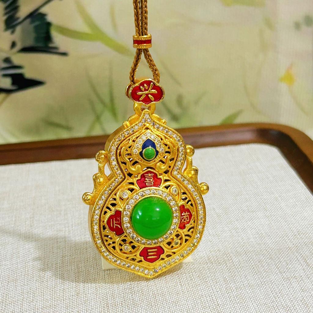 Gourd Pendant Necklace Court Style Niche Design Sense Large Gourd Pendant Jewelry