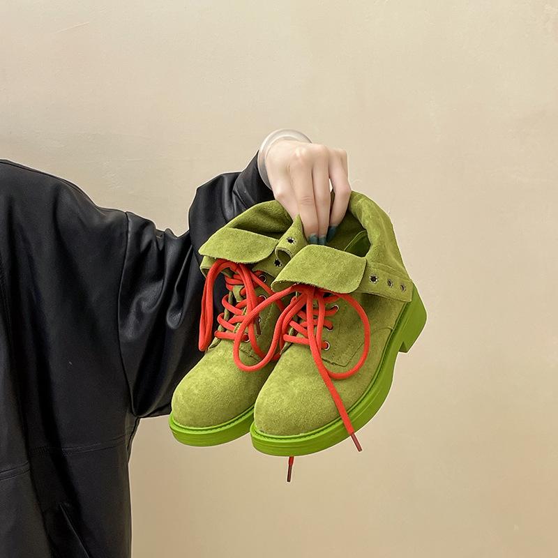 Retro contrasting color platform versatile strap-up square heel short boots autumn and winter fashion suede strap women's shoes thick heel Martin