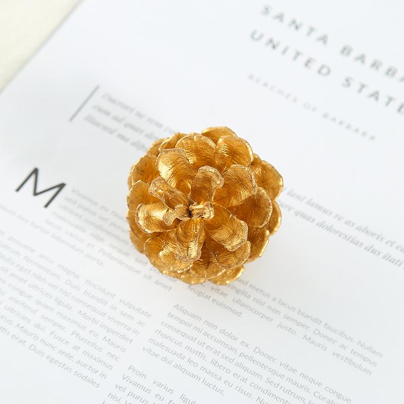 Gold & Silber Tannenzapfen Weihnachtsschmuck: Heimdekoration & Trockenblumenausstellung