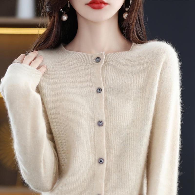 2025 Autumn/Winter Women's Seamless Cashmere Crew Neck Sweater - High-end Pure Wool Knitted Cardigan