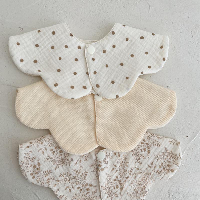 Pure Cotton Korean-Style Baby Drool Bib - Lightweight, Absorbent, Anti-Spit Up, Petal Design