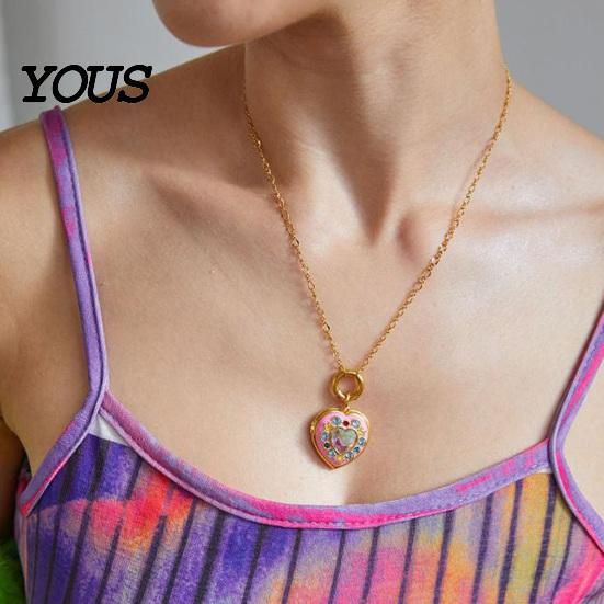Charming Photo Jewelry Locket Picture Pendant Necklace for Women, Rhinestone Heart/Star Shaped Gift Frame Wife, Girlfriend ,Valentine's Day, Birthday