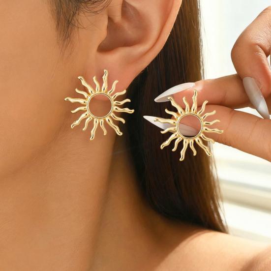 1 Pair Exaggerated Stud Earrings for Women, Sunflower Shape Zinc Alloy Ear Studs, Retro Style Lightweight Earrings for Jewelry