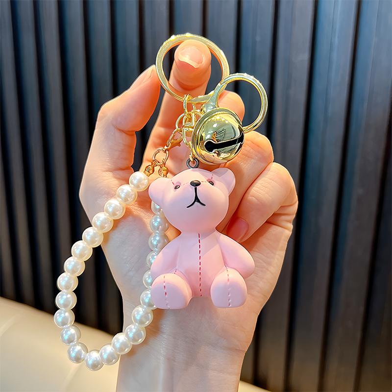 Fashionable And Cute Beaded Sitting Bear , Creative Resin Bag Decoration, Couple Key Pendant, Daily Gift Bag Charm