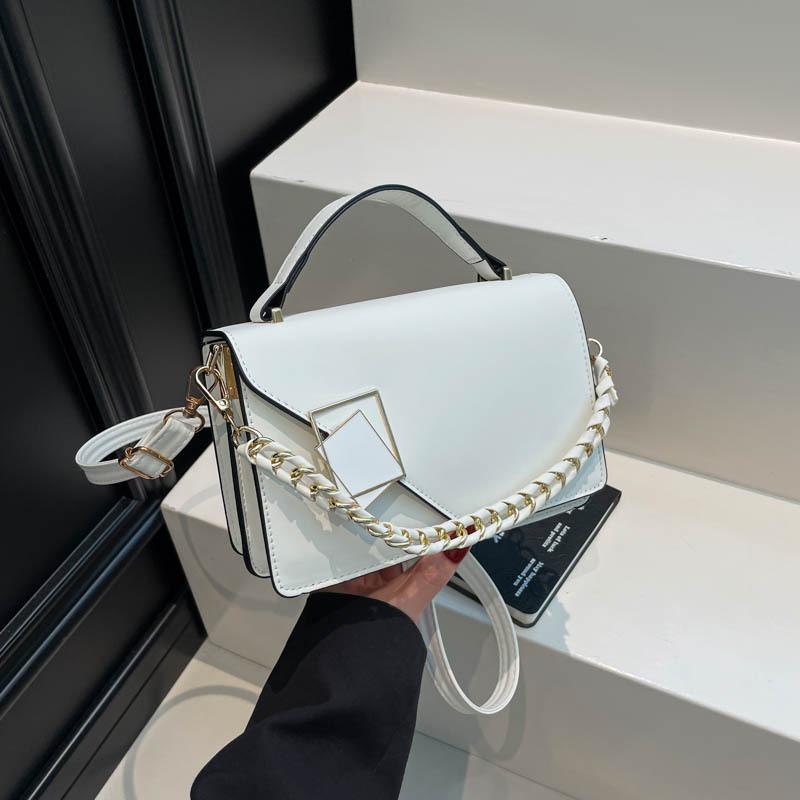 

Textured bag New trendy women s bag Fashion shoulder messenger bag Textured chain handbag Small square bag белый