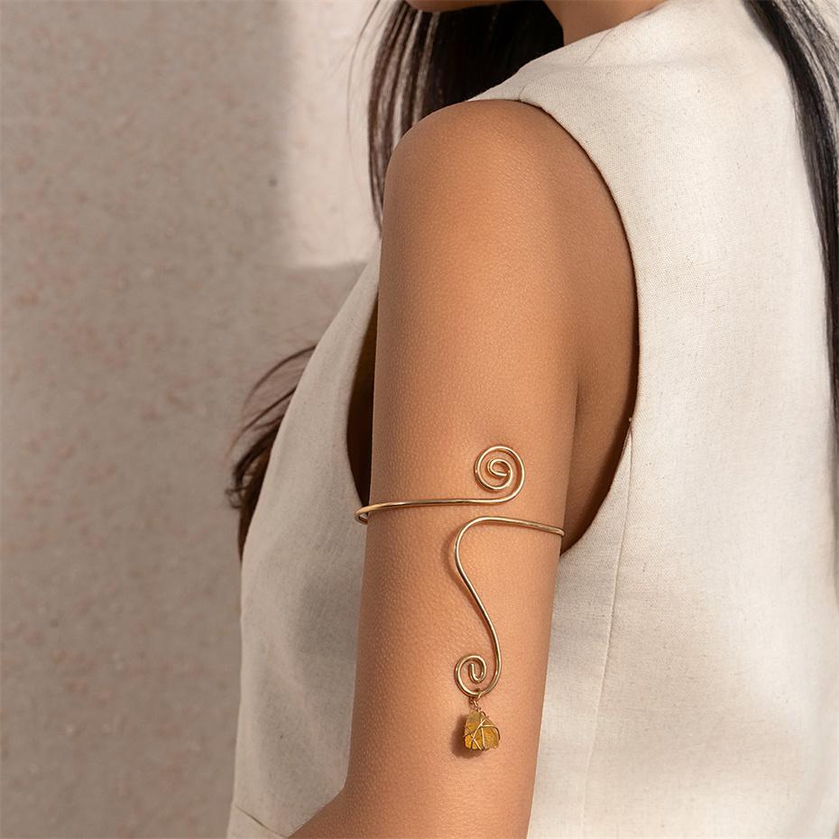 Ingemark Creative Water Drop Stone Pendant Open Cuff Bangles for Women Wed Bridal Goth Geometric Arm Bracelet Aesthetic Jewelry