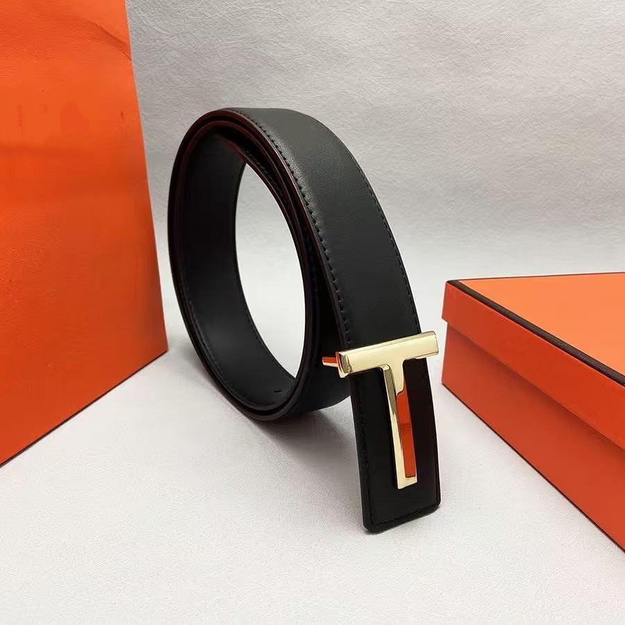 Cintura da Uomo alla Moda con Fibbia TF in Vera Pelle, Versatile Stile di Alta Gamma