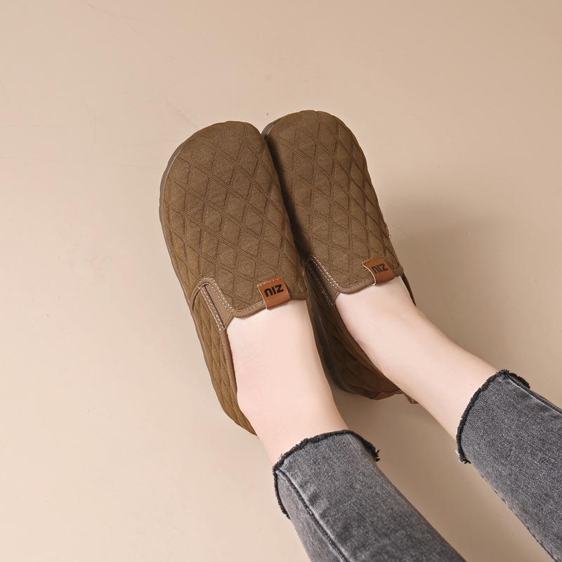 

Женская обувь матерчатая обувь ****** новая женская дышащая подошва дер*мо удобная женская повседневная обувь для ходьбы старая ******* матерчатая обувь женская 36 темный кофе