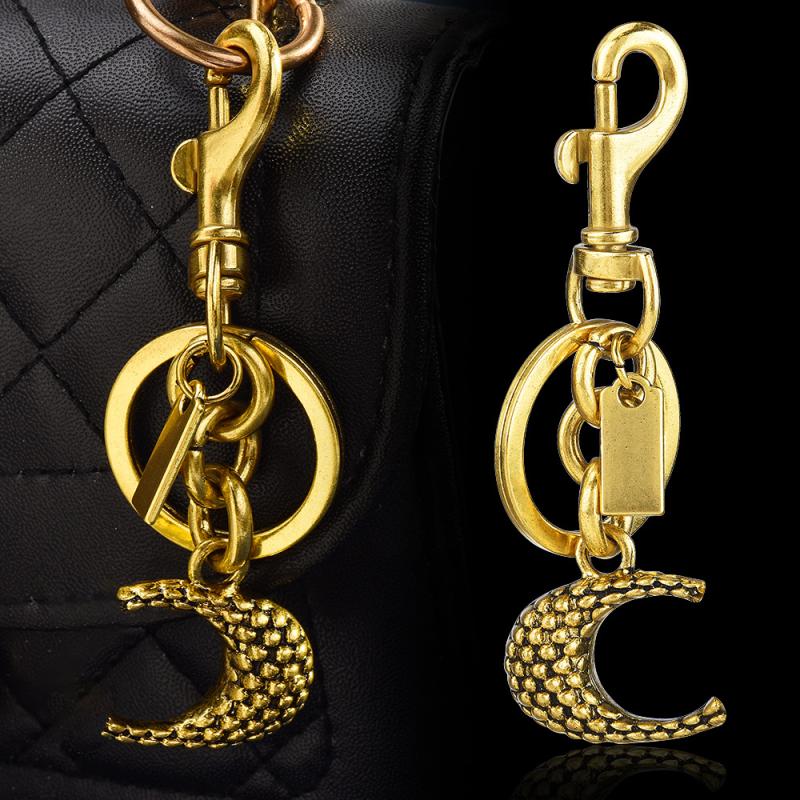 Exquisite Metal Letter Keychains For Women Y2K Bag Pendant  Car Keyring Jewelry Gift Decoration Accessories