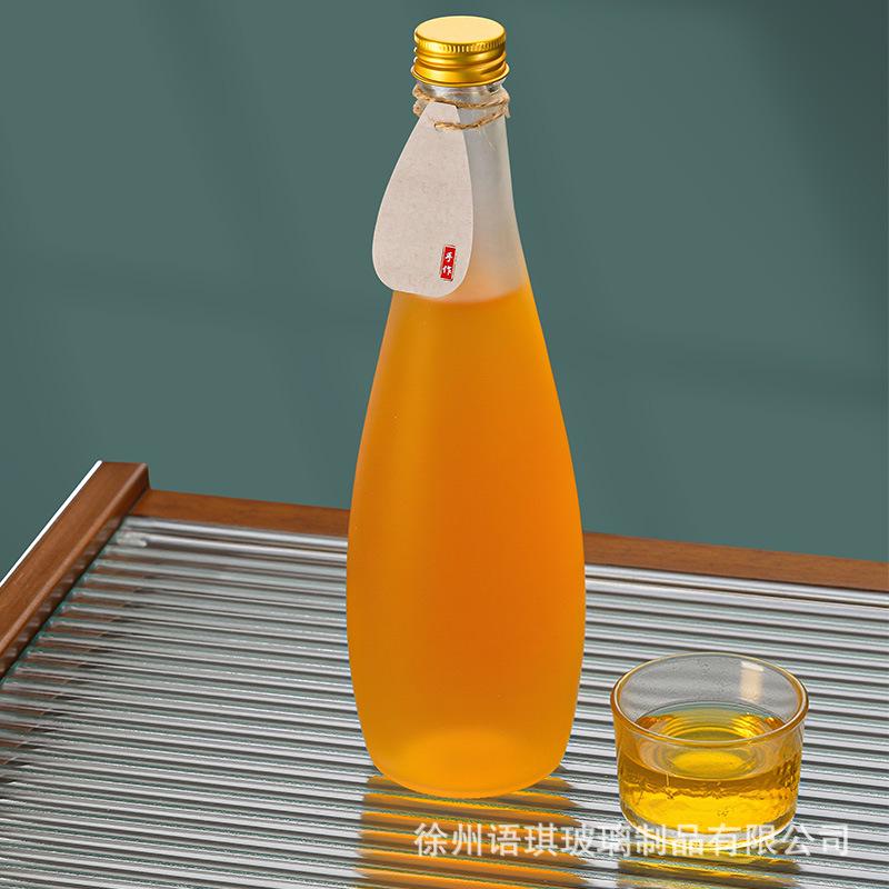 Frosted Transparent Glass Bottle with Sealed Lid for Water, Wine, or Juice