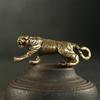 1pc Copper Tiger Small Ornaments Retro Brass Chinese Zodiac Animal Tiger Statue Figurines Keychains Pendants Antique Home Decor
