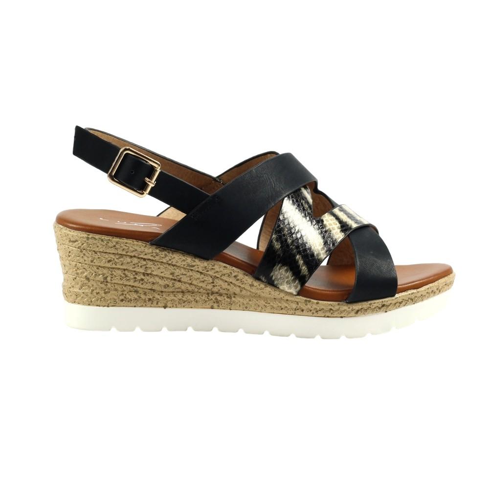 Lunar Womens/Ladies Robinson Leather Sandals