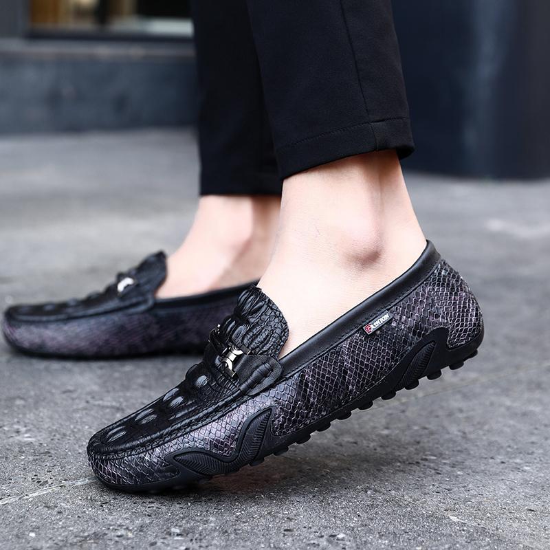 Tassel Loafers Men Genuine Leather Flat Casual Shoes Slip -On Drive Shoes Sandals Black Soft Outdoor Moccasins Crocodile Pattern