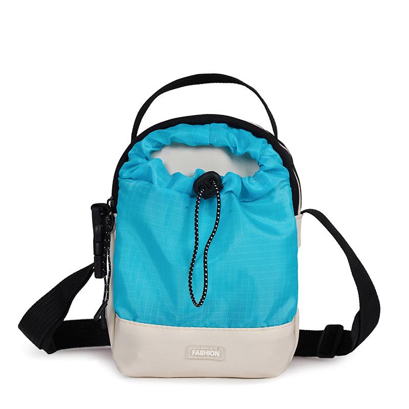 New drawstring messenger bag women's new portable and lightweight shoulder mobile phone bag versatile fashion commuter women's bag