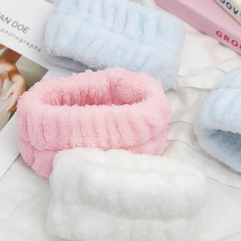 2 Reusable Face Washing Wristbands with Water Absorbing and Anti Moisture Bands, Soft Ultra-fine Fiber Towel Wristbands