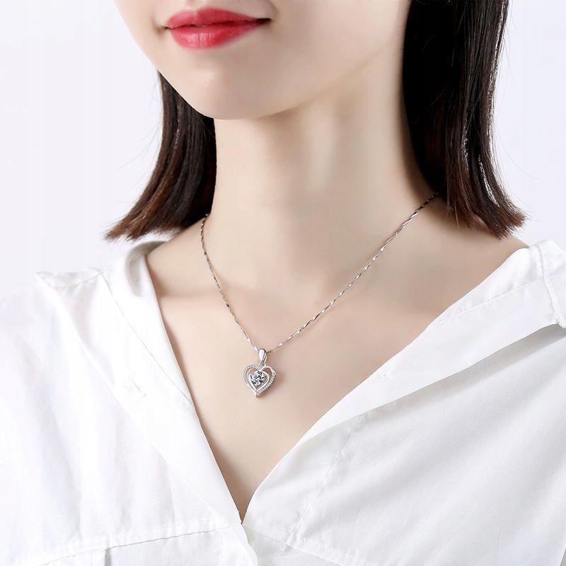 Silver Chain Necklace with Women' Pendant Heart Zircons Diamond