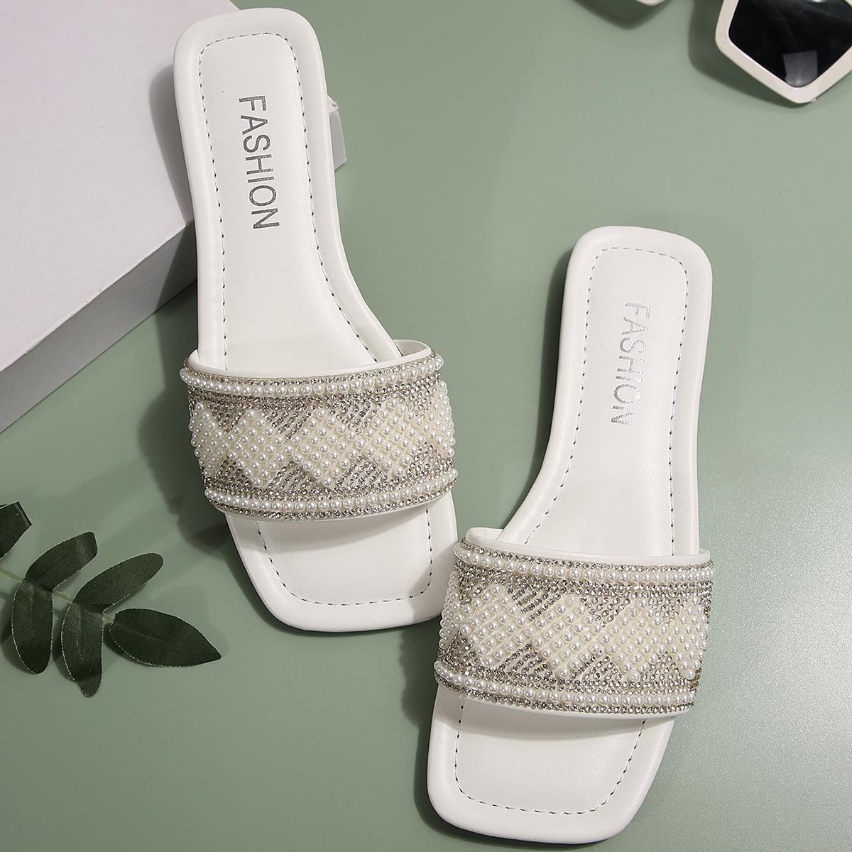 

2025 summer new fashion pearl rhinestone slippers non-slip soft-bottomed beach slippers women s versatile wear 43 белый