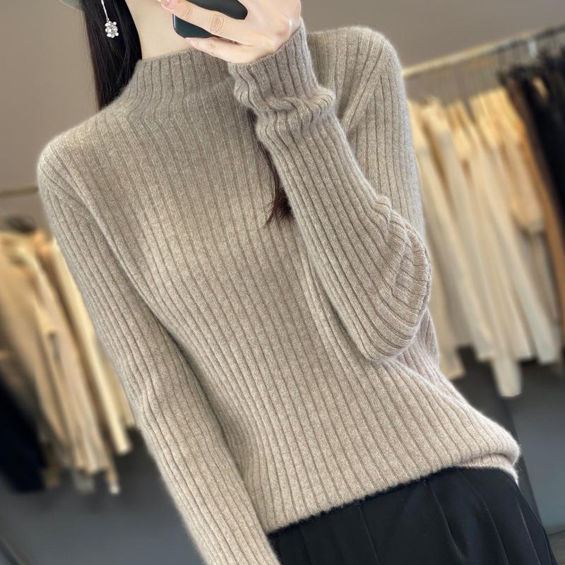 Женский свитер из чистой шерсти с полувысоким воротником и ребристым узором осеньзима 2024 года облегающий универсальный и свободный трикотажный топ Large 2719₽