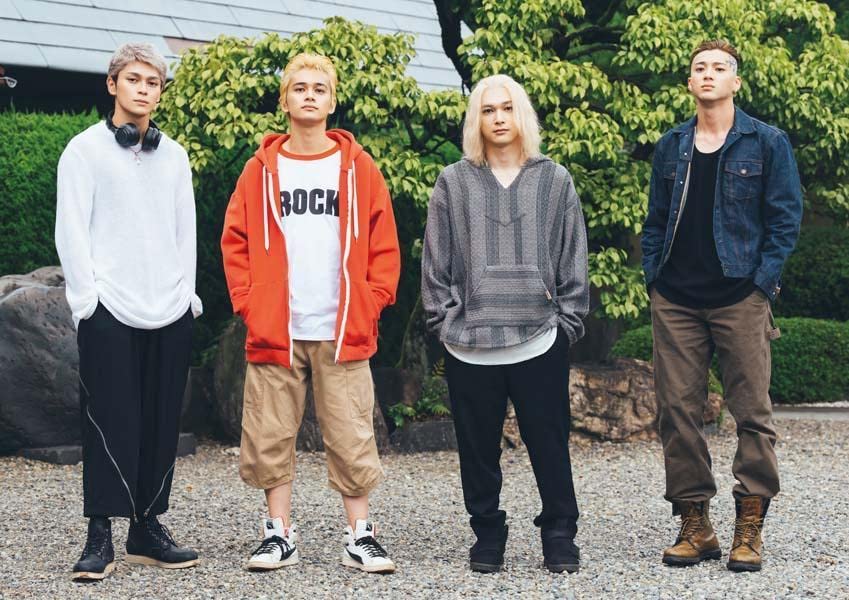 Tokyo Revengers 2: Bloody Halloween -Destiny- Photobook