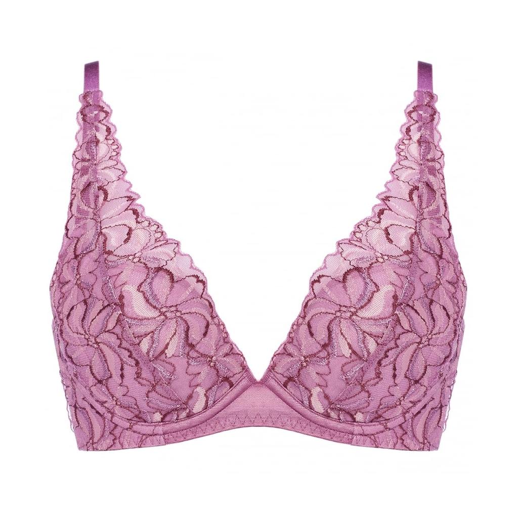 Triumph Angel Slimline 582 Bra with Prevents Bust Slims Creates a Beautiful C70 M022 Bra(R) (10217358) Underwire, Padded, 3/4 Cup, Spread, Underarms,