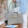 Nuova Borsa Trasportino di Lusso in Pelle PU per Animali Domestici Borsa a Mano Traspirante per Cucciolo Gatto Borsa Monospalla alla Moda per Cani Borsa da Viaggio Portatile per Animali Domestici