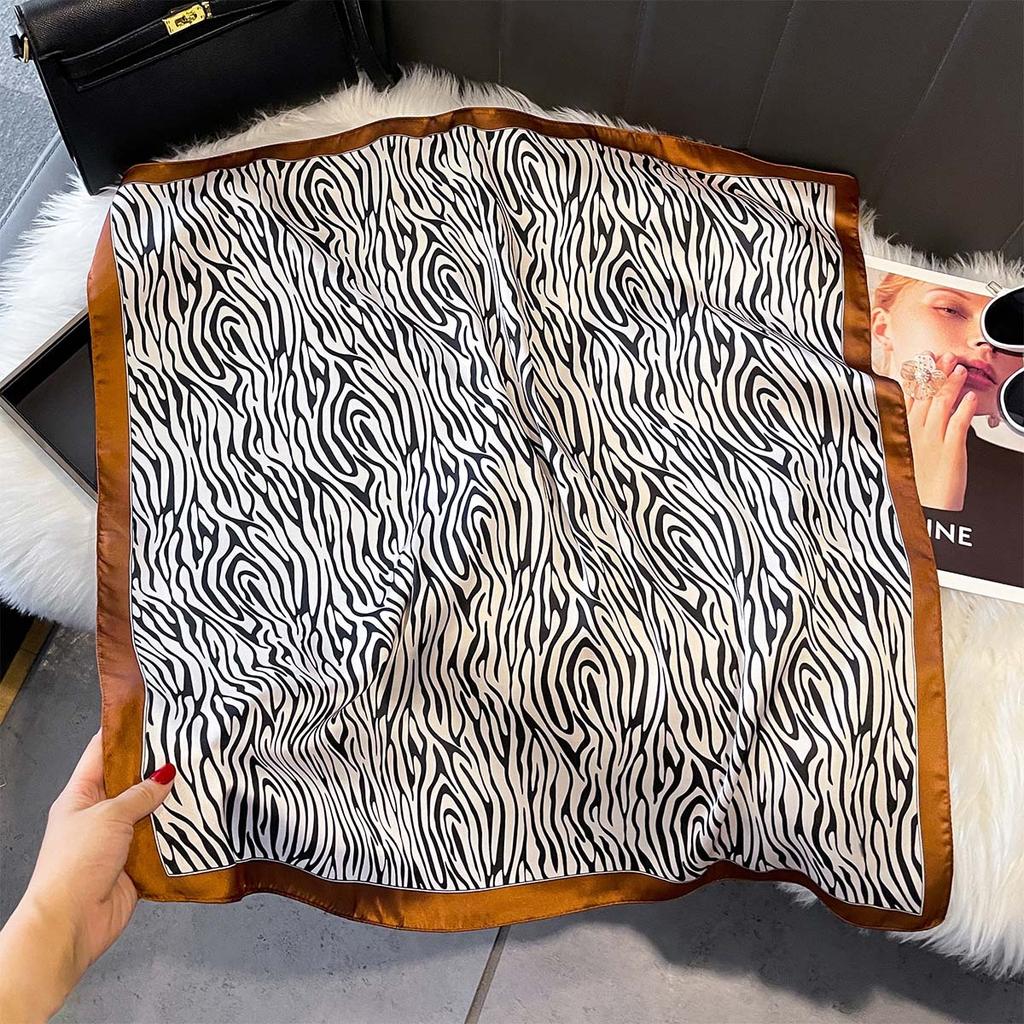 New Paisley Print Silk Scarf For Women Square Hijab Soft Neck Tie Female Fashion Decoration Silk Headscarf 70*70Cm Kerchief